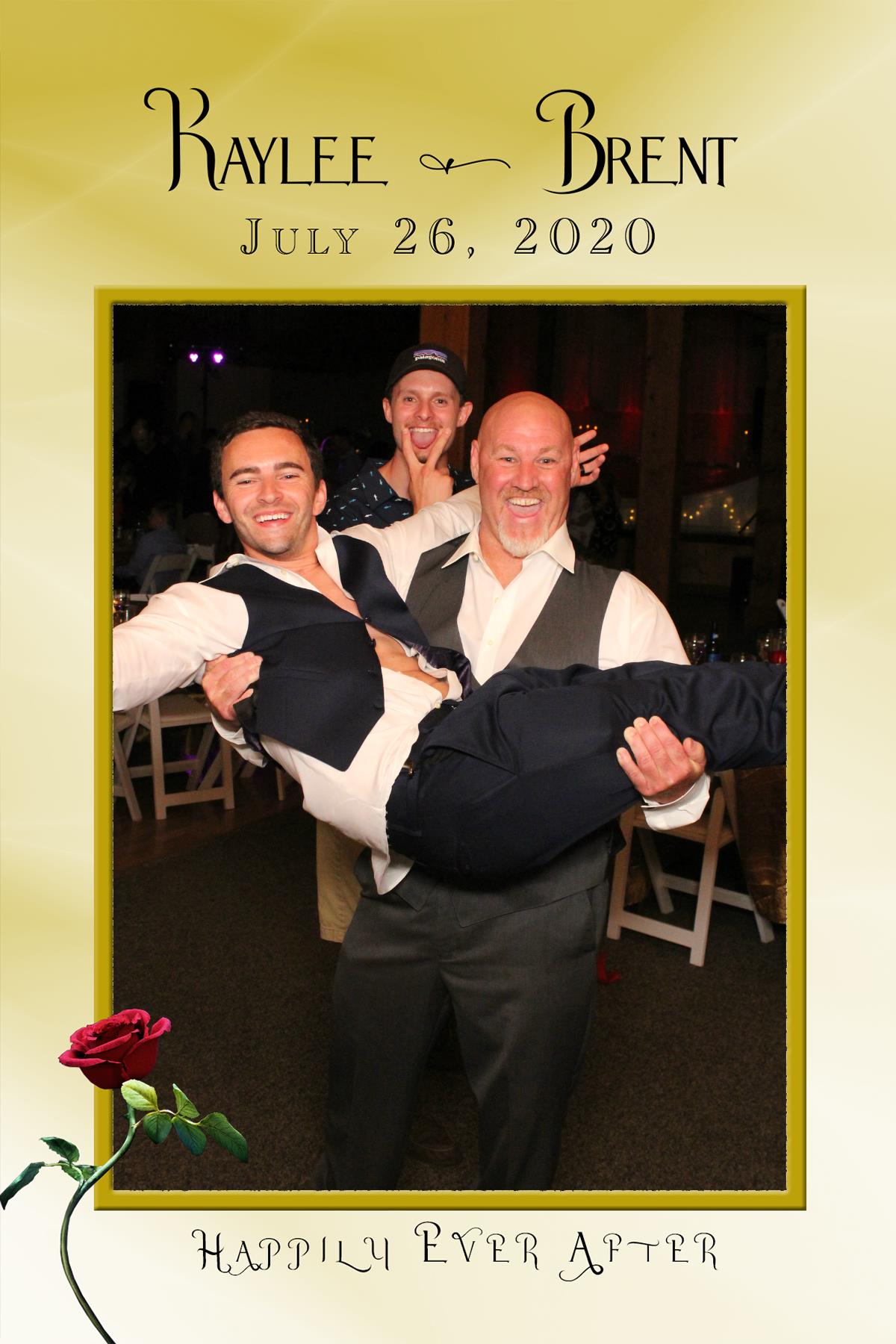 Kaylee and Brent's Wedding | View more photos from the event at gallery.mainemagicmirror.com/u/MaineMagicMirror/Kaylee-and-Brents-Wedding